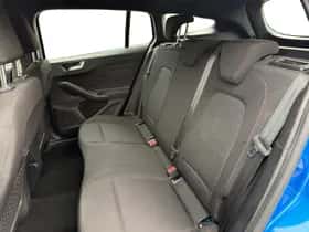 Ford Focus (2023) thumbnail 6