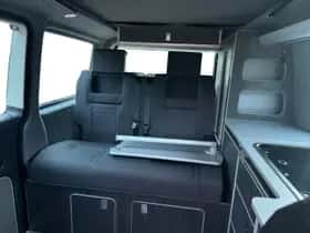 Volkswagen California (2016) thumbnail 17
