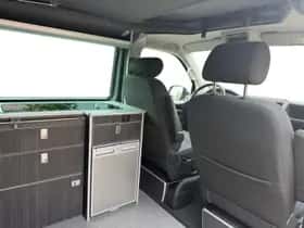 Volkswagen California (2016) thumbnail 24