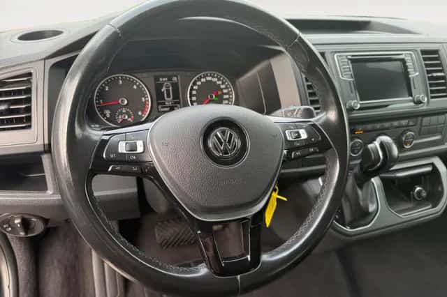 Volkswagen California (2016) thumbnail 28