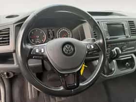 Volkswagen California (2016) thumbnail 28