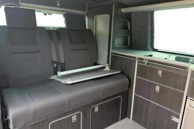 Volkswagen California (2016) thumbnail 34