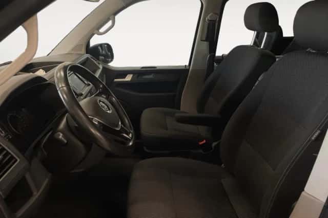 Volkswagen California (2016) thumbnail 8