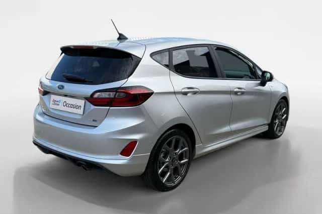 Ford Fiesta (2022) thumbnail 2