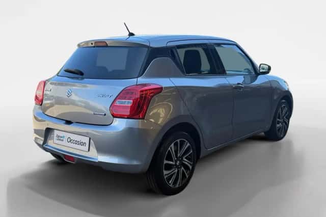 Suzuki Swift (2023) thumbnail 2