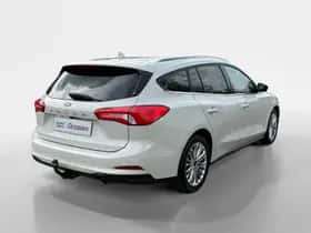 Ford Focus (2020) thumbnail 2