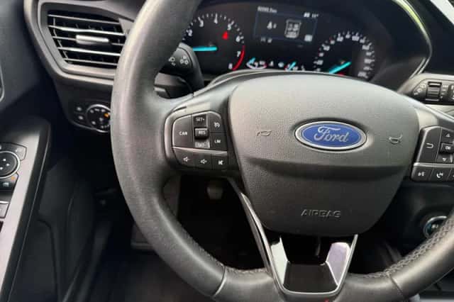 Ford Focus (2020) thumbnail 17