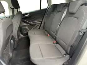 Ford Focus (2020) thumbnail 6