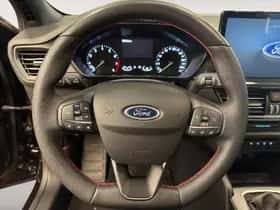 Ford Focus (2023) thumbnail 2