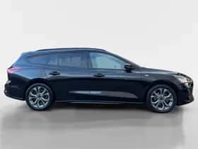 Ford Focus (2023) thumbnail 12