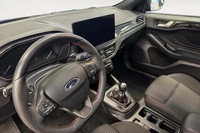 Ford Focus (2023) thumbnail 13