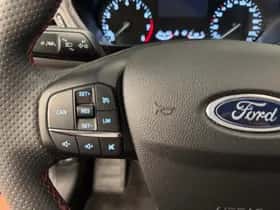 Ford Focus (2023) thumbnail 3
