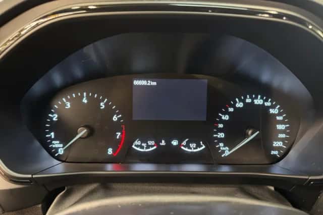 Ford Focus (2023) thumbnail 5