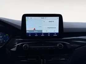 Ford Kuga (2023) thumbnail 2