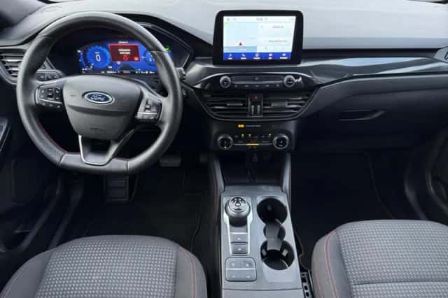 Ford Kuga (2023) thumbnail 11
