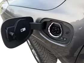 Ford Kuga (2023) thumbnail 14