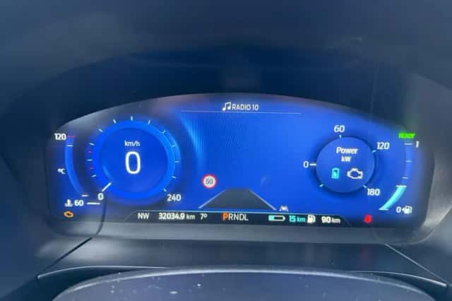 Ford Kuga (2023) thumbnail 25