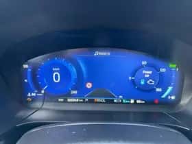 Ford Kuga (2023) thumbnail 25
