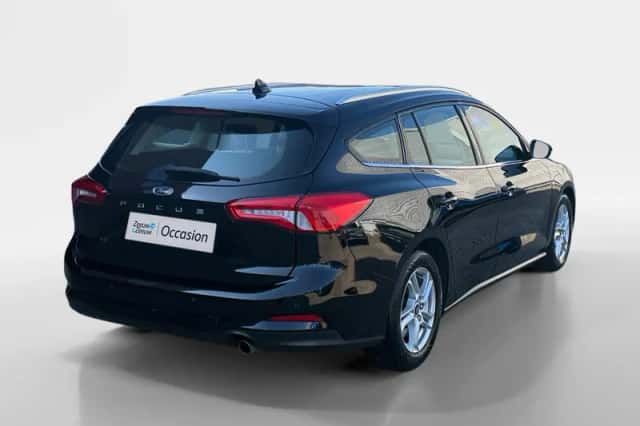 Ford Focus (2019) thumbnail 2