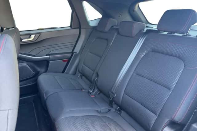 Ford Kuga (2022) thumbnail 6