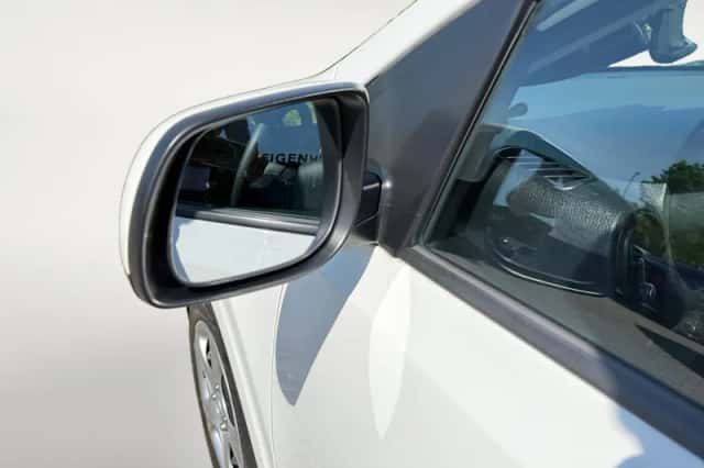 Kia Picanto (2021) thumbnail 15