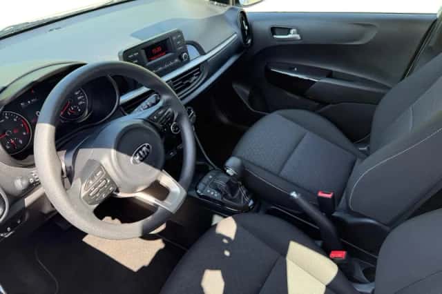 Kia Picanto (2021) thumbnail 17