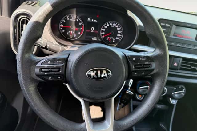 Kia Picanto (2021) thumbnail 18