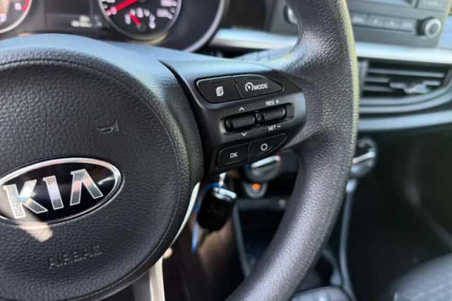 Kia Picanto (2021) thumbnail 20
