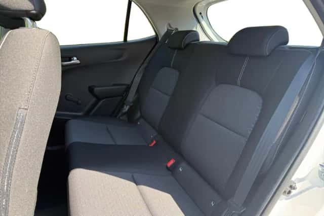 Kia Picanto (2021) thumbnail 6