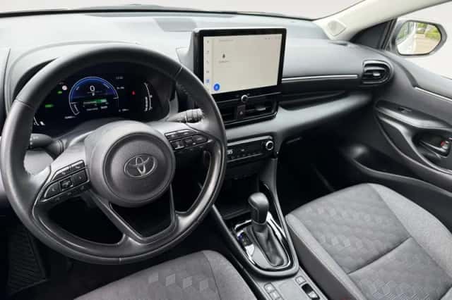 Toyota Yaris (2024) thumbnail 23
