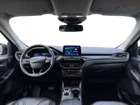 Ford Kuga (2022) thumbnail 14