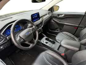 Ford Kuga (2022) thumbnail 18