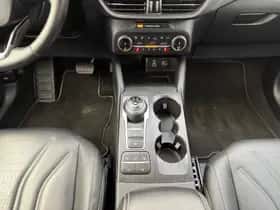 Ford Kuga (2022) thumbnail 8