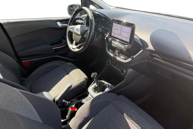 Ford Fiesta (2023) thumbnail 3