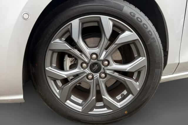 Ford Focus (2023) thumbnail 17