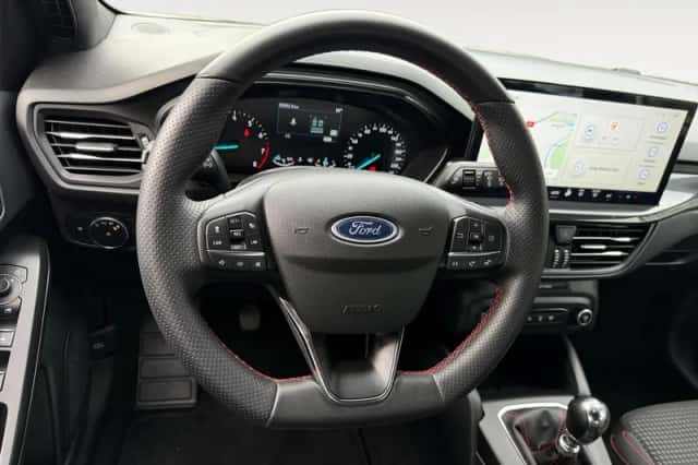 Ford Focus (2023) thumbnail 20