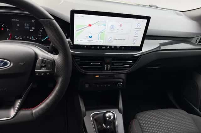 Ford Focus (2023) thumbnail 25