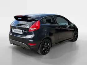 Ford Fiesta (2012) thumbnail 2
