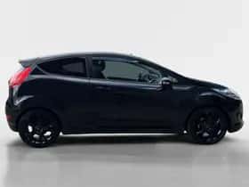 Ford Fiesta (2012) thumbnail 4
