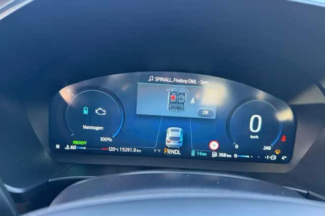 Ford Kuga (2025) thumbnail 14