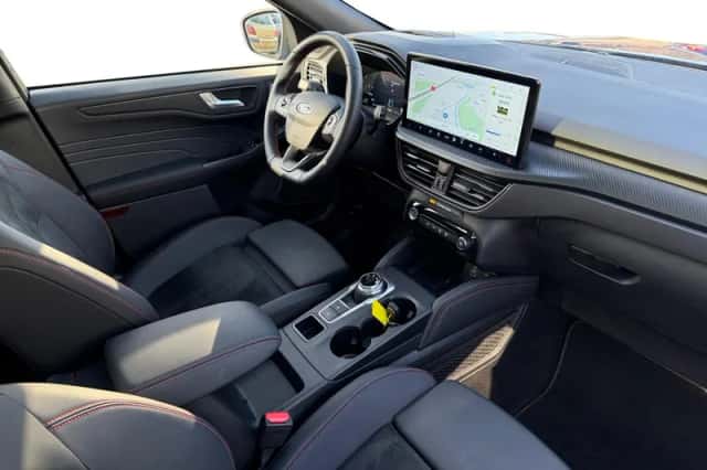 Ford Kuga (2025) thumbnail 18
