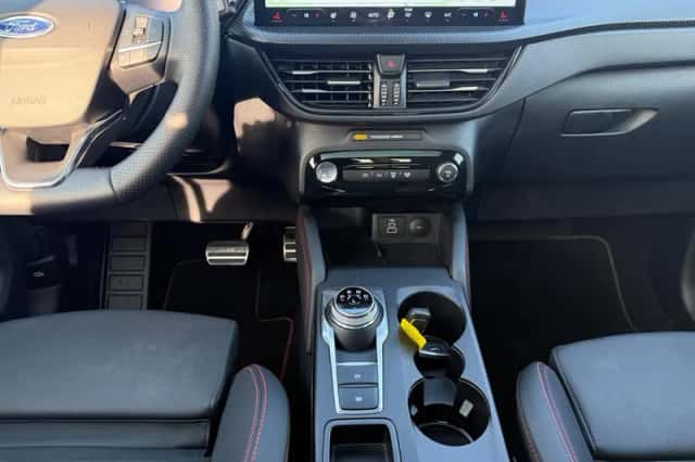 Ford Kuga (2025) thumbnail 21