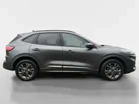 Ford Kuga (2023) thumbnail 6