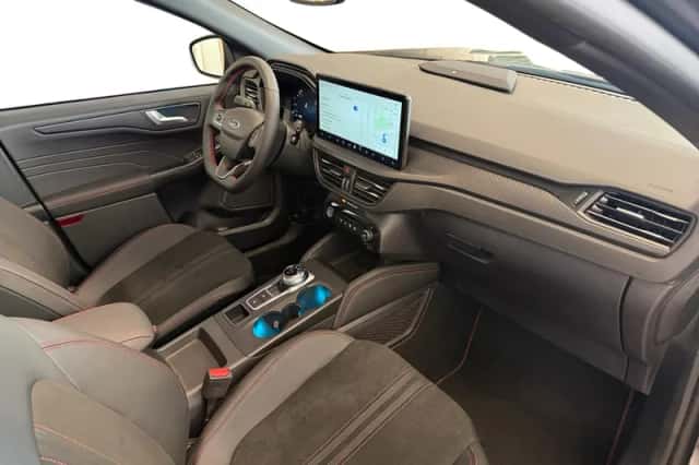 Ford Kuga (2026) thumbnail 3