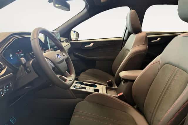 Ford Kuga (2026) thumbnail 5