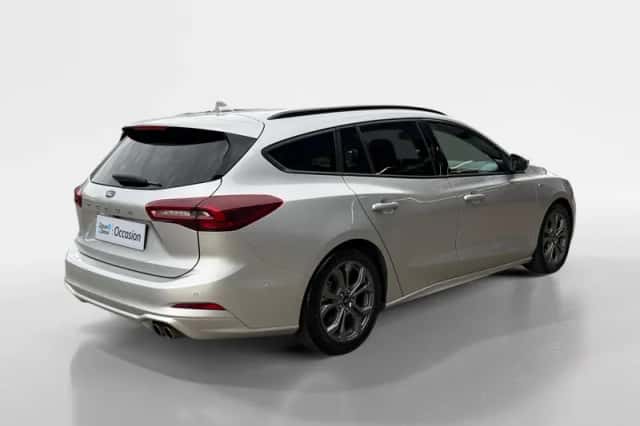 Ford Focus (2024) thumbnail 2