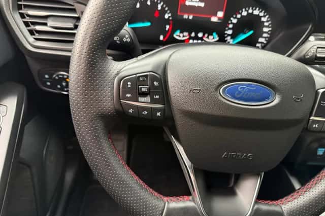 Ford Focus (2024) thumbnail 19