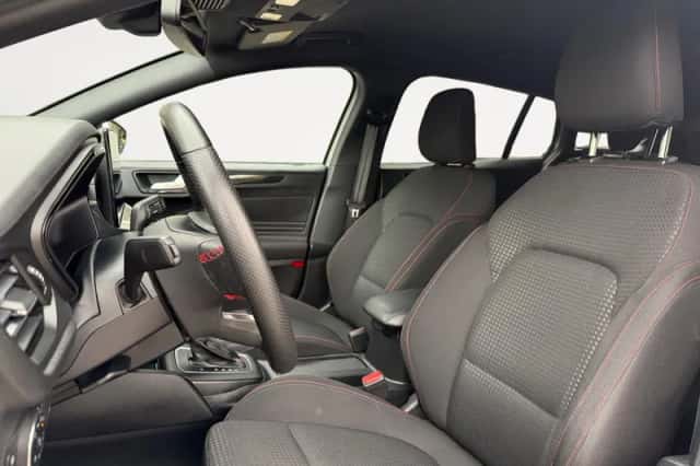 Ford Focus (2024) thumbnail 5