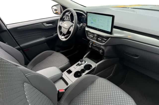 Ford Kuga (2026) thumbnail 3
