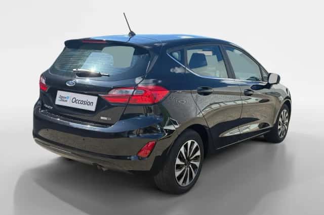 Ford Fiesta (2023) thumbnail 2